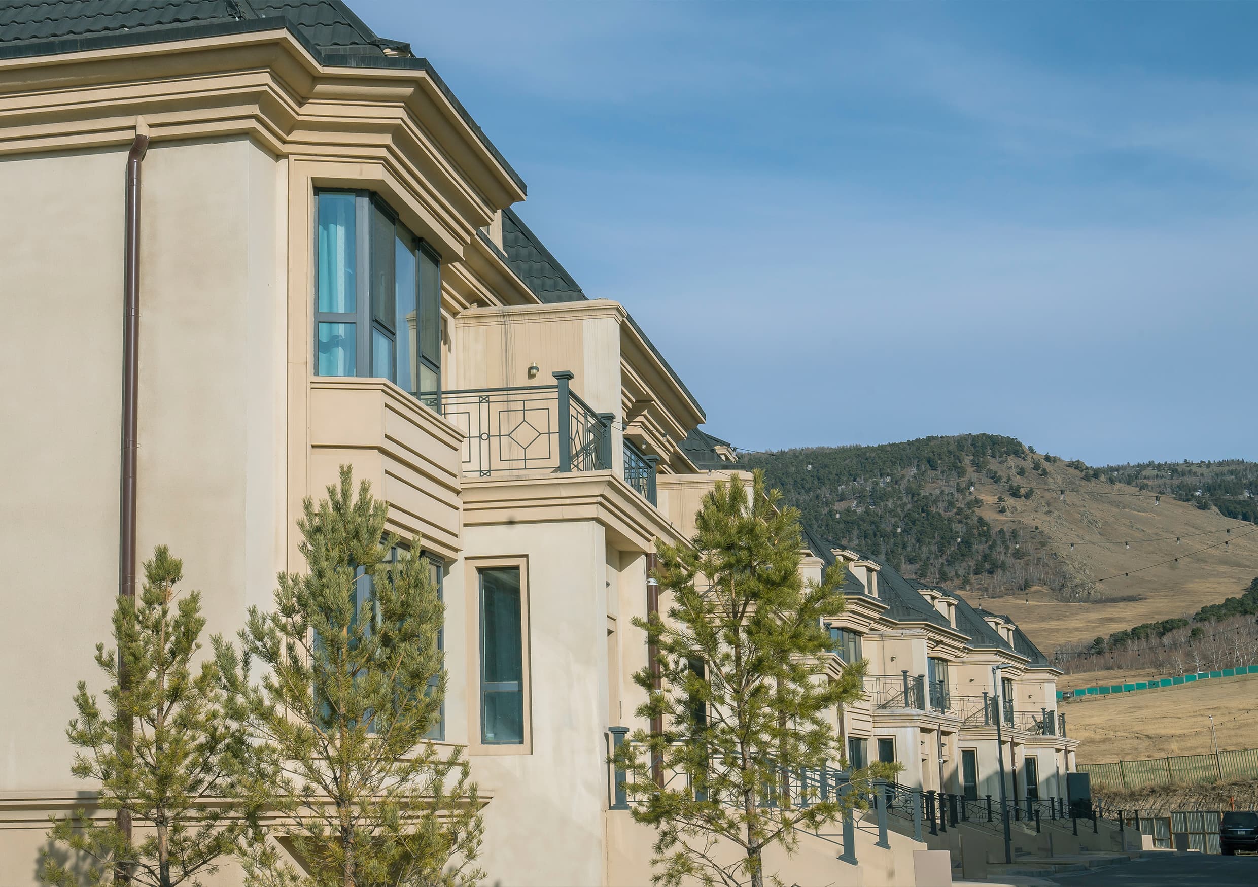 The great stone hill resort