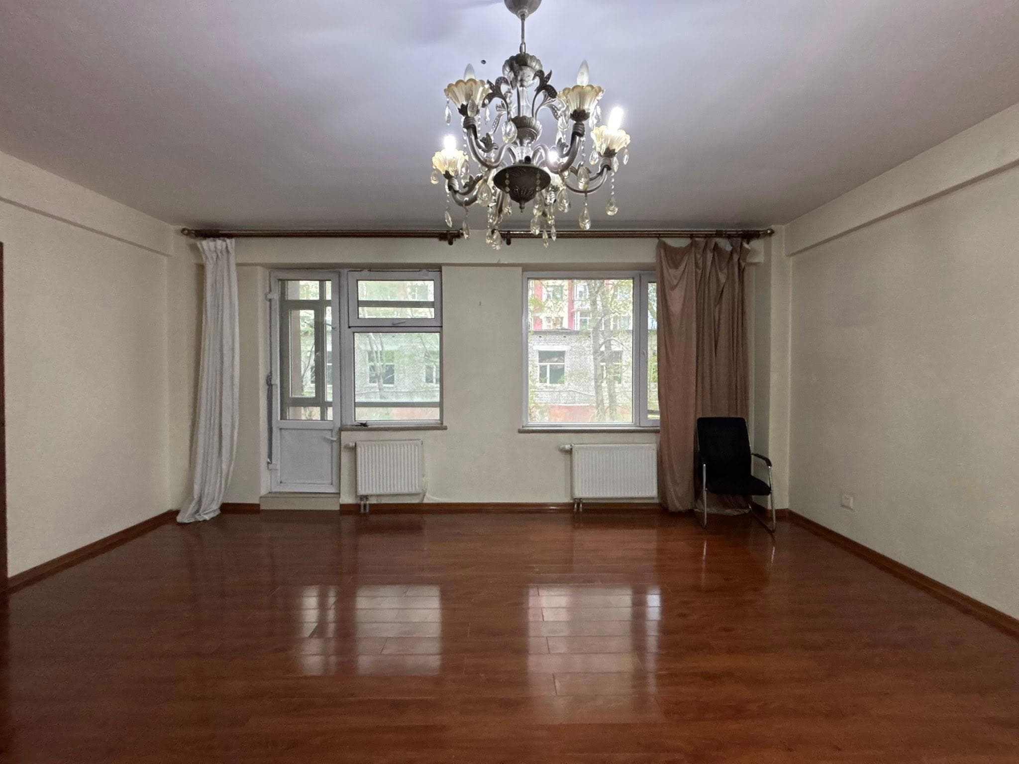 ХУД 20-р хороо Crown 86 residence хотхонд 2 өрөө орон сууц хөлслүүлнэ